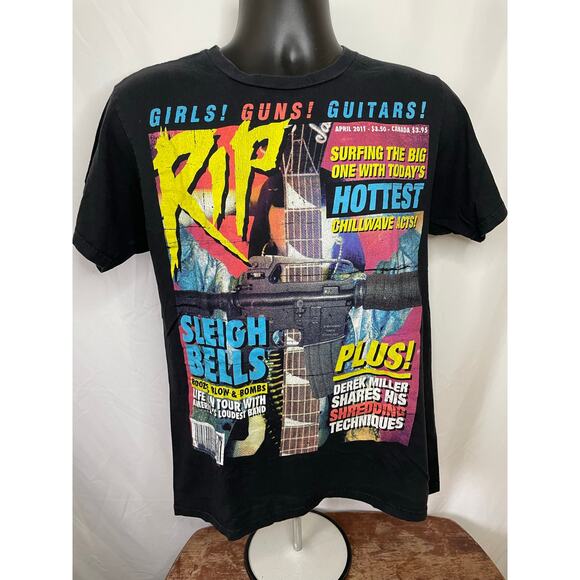 Sleigh Bells RIP Magazine Cover Band T-Shirt Black Small - Picture 1 of 5